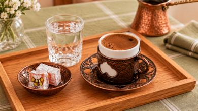 türk qəhvəsi, türk qəhvəsi resepti, köpüklü türk qəhvəsi, cezvədə qəhvə, evdə türk qəhvəsi, şəkərsiz türk qəhvəsi, orta şəkərli qəhvə, qəhvə necə dəmlənir, türk qəhvəsi ölçüsü, qəhvə köpüyü, südlü türk qəhvəsi